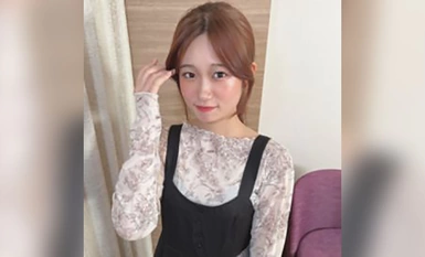 FC2-PPV-4354904 [*Instant Deletion] 一个拥有 10 万粉丝的非常有名的舞者。她身材苗条，貌美如花，曾在电视上亮相，但她按捺不住，连续拍摄了两部爆发片！真正的舞者对臀部的情色运用，以及腹肌分叉的敏感身材，让她屡次达到高潮，喷出大量的水！