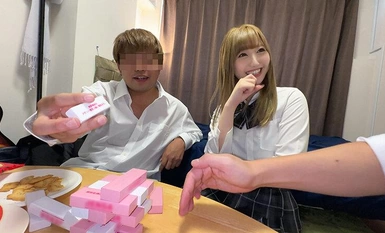 INSTV-550 【まるで妖精】金髪サラサラヘアーにパイパンま○こ！今どきの可愛くエッチな令和女子校生のリアルSEX流出！素人学生たちがふざけて撮り合った淫らなセックス映像