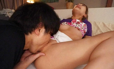 SCOP-840 酒を飲んで酔っ払った兄貴のギャル彼女に寝バックでこっそり挿入！！ギャルが起きても、兄貴が戻ってきてもマッサージと称したNTRレ●プで連続生ナカ出し！！