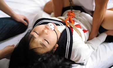 ROOM-060 性支配を受け入れる無抵抗な美少女たち File.14