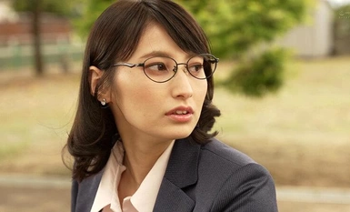 MOND-267 Nữ sếp trong mơ của tôi và Hitomi Honda