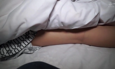 JKSR-630 今晚我的妻子将欺骗我 4 已婚妇女夜游 深夜，在一个僻静的客栈里，心灵和身体发生了冲突，我很抱歉你...... 共 10 个，5 个小时。