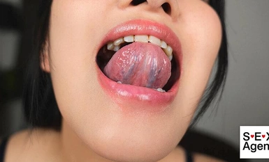 AGAV-103 舌が蠢く淫乱顔女 愛月セリア