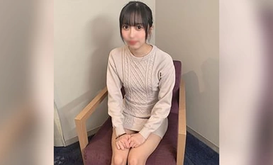 FC2-PPV-4343600 *Khẩn cấp [Thời gian chỉ có hạn đến ngày 31/3] Thiên thần mảnh mai trắng trẻo 18 tuổi vừa mới tốt nghiệp ra trường ♥ Chèn thô và 2 chiếc bánh kem liên tiếp vào video sex đầu tiên của cô ấy! Cô ấy đang trong trạng thái choáng váng khi một lượng lớn tinh dịch được xuất vào âm đạo của cô ấy bởi một con mèo xinh đẹp cạo lông với vòng eo tuyệt đẹp!