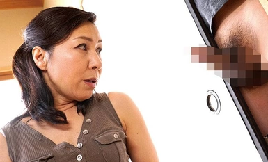 MBM-815 ฉันไม่สามารถบอกใครได้... เรื่องรักๆ ใคร่ๆ ที่ฉันจะนำไปฝังที่หลุมศพของฉัน 6 ตกอยู่ในความสุขต้องห้ามกับลูกชายที่รักของฉัน... [Creampie Incest] 12 คุณแม่ในยุค 50, 4 ชั่วโมง