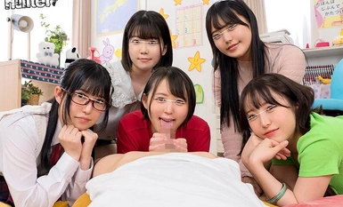 HUNTC-100 学校に馴染めなかったのでフリースクールに行ったら問題児ばかりのチ○ポ大好きなヤリマン女子たちばかりで男はボク1人！常にチ○コを弄ばれ楽しい