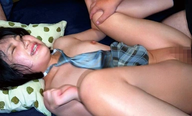 BONY-090 痴●サークルSSS 罵倒され調教生ハメに激濡れしちゃうドM現役女子●生NAちゃん