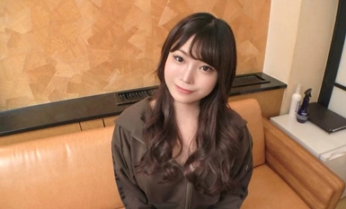 【馬賽克破壞】SIRO-5225 【喜歡以女牛仔姿勢受折磨】我從大阪來到東京來掌握SEX！儘管她說她喜歡責備，但當她被責備時，她的身體會做出敏感的反應，她會一遍又一遍地吹和射精！ ！ 【初拍】AV線上申請→AV體驗拍攝2124