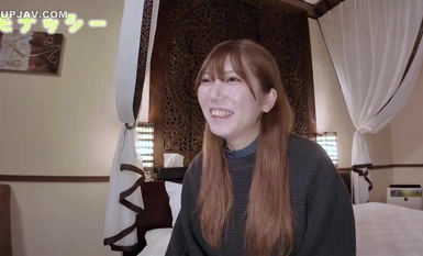 FC2-PPV-4344236 [睡衣★Monashi] Pajamas de Ojama ♥ 一個普通的酒吧服務員，看起來隨處可見 ♥ 張開雙腿並用振動器攻擊她 ♥ 雖然她是一個普通女孩，但她氣喘吁籲♥ 看來她真的喘很喜歡做愛♥