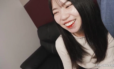 FC2-PPV-4342853 Limitado sa 500 puntos hanggang 3/26 [Simple/Seryoso] Isang tipikal na ordinaryong tao, mabuti, masama, at karaniwan. *Hindi na-censor, hilaw na creampie nang dalawang beses.