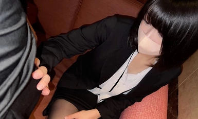 534IND-159 Showing face [Personal Photography] Split activity with an out-of-pocket female office worker who applied for the job for rent.