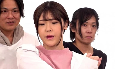 ZOZO-227 耻辱！权力骚扰剧团的皇帝和剧团主席，为了让不会演戏的新演员了解角色的感觉，对她进行赤裸裸的演技指导--明濑明日香（Akari Minase），赤津守文（Moriman Akazukin）。