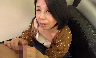 ZOO-124 五十岁的瑰宝五十岁的业余熟女在交友网站上寻求性爱 2