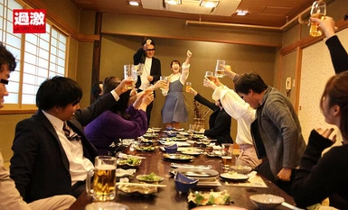 NHDTB-897 特写采访参加同学会的前恶霸和臆想症患者！洗脑、与惹我生气的女孩睡觉和中田志（Nakadashi）......28 岁的 Boku 的复仇故事。