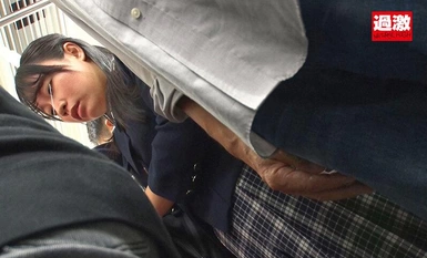 NHDTB-896 Impalement J○ Molester 2 Một cô gái da trắng bị mắc kẹt giữa hai kẻ quấy rối và không thể trốn thoát và bị chặn lỗ trên và dưới.