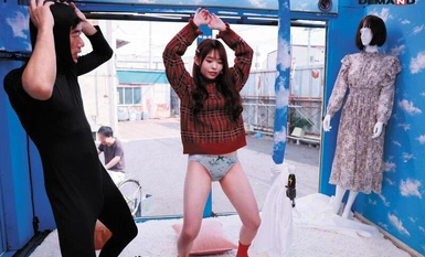 SDMM-166 マジックミラー号 漕げば漕ぐほど振動が強くなる魔改造電マでマネキンチャレンジ！敏感ま○こを刺激され我慢出来ずに頑張る彼氏の目の前で寝取られSEX