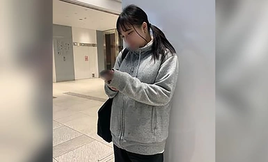 FC2-PPV-4345407 *限量500pt* [顏值] [奇聞趣事/中出] 生完**後，風采不復，老公不再待她，少婦當女主人，散了。 ，這應該是一種懲罰…