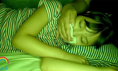 SORA-517 ガチ恋粘着ピーピング 山梨市 エスカレーター系A 低身長 拉致 貧乳 ドラッグ 襲撃レ×プ お漏らし 睡姦