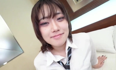 10musume ลูกสาวธรรมชาติ 031624_01 ฮิโตมิ อาโอยามะ ตอบสนองมากในชุดเครื่องแบบตอนที่เธอเป็นพ่อเป็นครั้งแรก