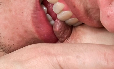 JKNK-142 50 岁成熟女性，乳头大，性敏锐度高