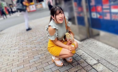 765ORECS-132 素人美少女とリモコンバイブお散歩人混みの中ビクビク震えてイキまくってしまう女子たち！まいかちゃんさやかちゃん