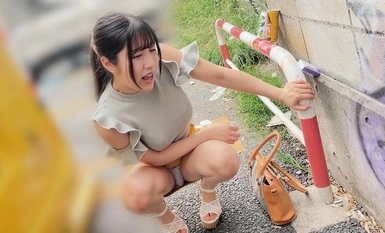 765ORECS-132 素人美少女とリモコンバイブお散歩人混みの中ビクビク震えてイキまくってしまう女子たち！まいかちゃんさやかちゃん