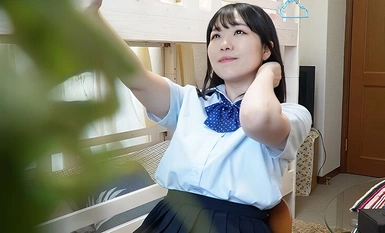 PYM-471 女学生宿舍，交配季节自慰，10 名发育中的女学生，偷拍。