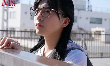 MVSD-587 Walau apa pun...tolong izinkan saya meniduri awak buat kali terakhir! ! ! Seorang gadis cantik yang lesu dengan ketampanan dan gred cemerlang disemai oleh seorang budak dara, menjijikkan dan otaku yang melepaskan keinginan seksualnya dengan omboh