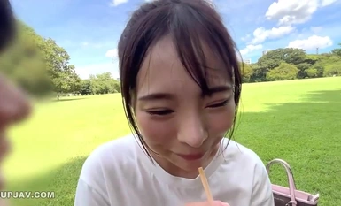 FC2-PPV-4340017 ※初回数量限定※★スケベ舌「淫語連発」おねえさん★気持ち良すぎてベロチューで射精しそうになりました★セフレOL・ともちん25歳