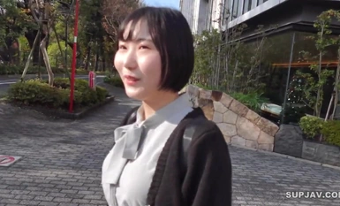 FC2-PPV-4338313 Tangkapan pertama/tayangan muka! ! Terhad sehingga esok! ! Saya menelefon seorang pekerja kafe yang nampaknya kurang pengalaman dan yang biasanya saya pergi ke luar kafe dan menerima kecenderungan seksual saya yang herot dan melihatnya mel