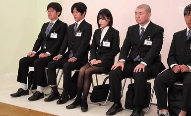 ZOZO-204 수줍은 신입 미소녀를 알몸으로 엉덩이 구멍과 질구멍 안쪽까지 시강간하는 '성희롱 압박 면접' 위험천만한 날에 질내사정을 당하고 불합격되어 울부짖는 2024년 봄의 노래!