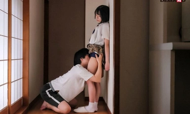 SDMF-044 家では妹にスクール水着を着させていつでもズラして挿入できるようにしています。～男を知らない未発達なカラダは兄の歪んだ愛にイキ墜ちた～ 楓きらり