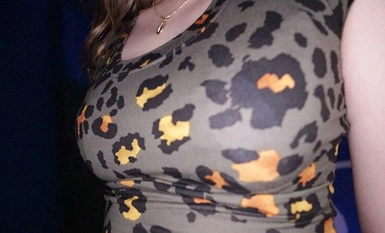 HONB-363 自然阴毛的淘气 GAL，阴道内有硬硬的分泌物。