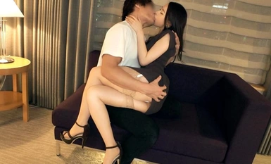 [Mosaic Destruction]259LUXU-1574 LUXU TV 1566 She says she has been having sex to suit her partner. Before getting married, she wants to vent her own desires! She has not seen a young man's cock in a long time, and she shows off her blowjob technique so that she can taste it! Her whole body is dominated by the unusual pleasure, and she comes as hard as she can!