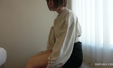 FC2-PPV-4337405 *930pts until 11 March* [Showing her face] [Facial] [Hook-up and Nakadashi] 已婚妇女的丈夫未经她的允许使用她的身份证，并让她借钱，因为她无法支付利息，第二部分。