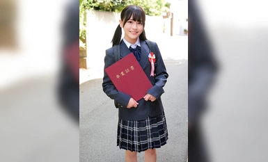 SKMJ-485 3分前まで女子○校生！～2024年～卒業式直後にガチナンパ！生まれて初めての素股体験！クリトリスがデカチンと擦れ合って我慢出来ずにヌルっと生挿入！そのまま人生初の生中だし！！