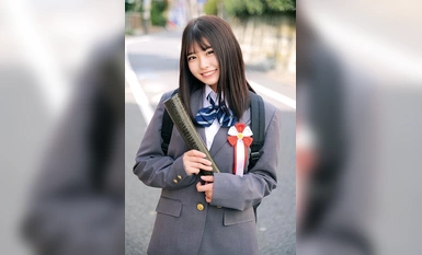 SKMJ-485 3分前まで女子○校生！～2024年～卒業式直後にガチナンパ！生まれて初めての素股体験！クリトリスがデカチンと擦れ合って我慢出来ずにヌルっと生挿入！そのまま人生初の生中だし！！