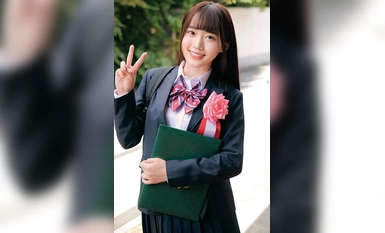 SKMJ-485 3分前まで女子○校生！～2024年～卒業式直後にガチナンパ！生まれて初めての素股体験！クリトリスがデカチンと擦れ合って我慢出来ずにヌルっと生挿入！そのまま人生初の生中だし！！