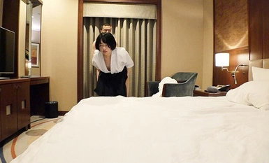 COM-374 Kesedihan Gadis Sekolah: Gadis cantik yang dijual oleh ibunya