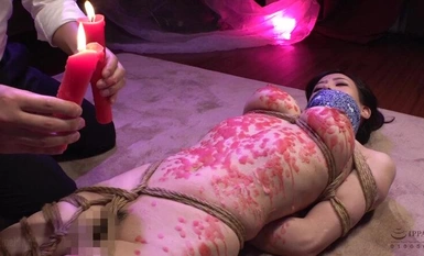 CMC-307 Seorang wanita yang bertukar menjadi pelacur ternakan Tidak berpuas hati dengan melancap perhambaan diri, seorang awek yang sudah berkahwin mendapati dia menelefon