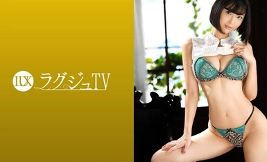 [Mozek musnah] 259LUXU-1452 TV Mewah 1431 "Saya mahu melakukan hubungan seks yang sengit..." Kecantikan yang kemas dan anggun muncul semula kerana populariti yang hebat! Sebaik sahaja seorang lelaki menyentuhnya, dia mencipta suasana yang mempes