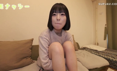 FC2-PPV-4332605 [Pajamas★Monashi] Pajamas de Ojama ♥ Picking up 19 year old cute girl in Toyoko area ♥ God body with beautiful breast and beautiful pussy ♥ Love meat！她喜欢肉，但也喜欢鸡巴，在里面射得满地都是。