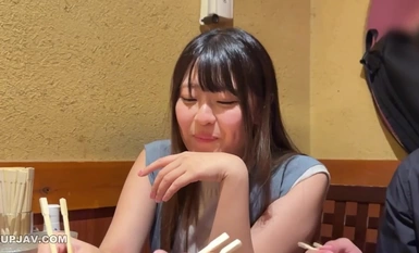 FC2-PPV-4333280 *首批数量有限* *真诚而纯洁* 恰到好处的 "munimuni "胖妹妹和我发生了爱的小性爱 *兰兰，24 岁