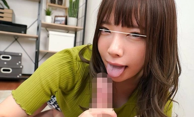 HUNTC-039 [Rakaman binaural imersif maksimum] [Subjektif sepenuhnya] Latihan dara dengan banyak cakap kotor dan berhenti! Buat saya merangkap dalam diri awak! Seks dengan orang lain selain diri sendiri...