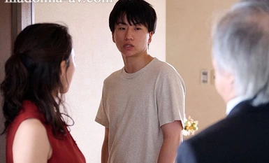 ROE-212 父親の定年退職後…、僕たち母子は隙を見てカラダを貪り合った。 水野優香