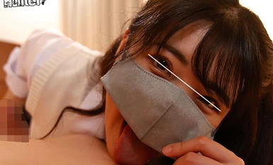 HUNTC-007 在不摘下面具的条件下，与爸爸的女孩进行阴部格斗拍摄！女孩们本应......但最后她们还是摘下了口罩和避孕套，甚至同意在里面射精！