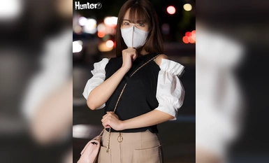 HUNTC-007 在不摘下面具的条件下，与爸爸的女孩进行阴部格斗拍摄！女孩们本应......但最后她们还是摘下了口罩和避孕套，甚至同意在里面射精！