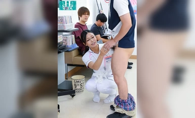 HSODA-009 オナニー中毒、セックス相手にお困りの方は一度ご相談ください。SEX外来～性欲が強過ぎるSEX中毒の患者を治療～