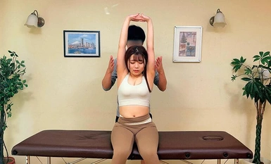 HRSM-038 스트레칭 전문점 Mr.stretch 폭유(爆乳)를 주물러주는 성희롱 시술 완전 개인실 퍼스널 스트레칭