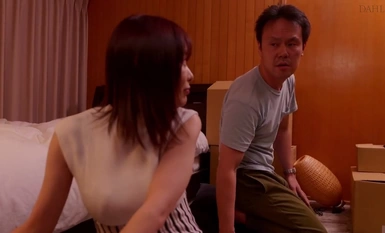 DLDSS-282 Saya telah dicemari dari dalam faraj saya oleh seorang lelaki tua yang sesat di dalam bilik sampah. Maaya Irita